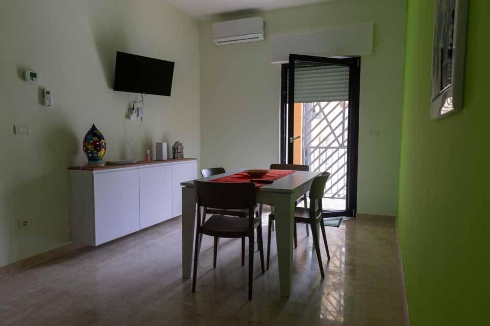 B&B Il Sorriso Бари Екстериор снимка